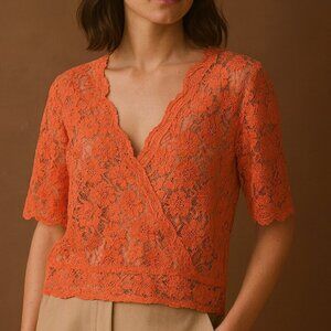 NWOT Simons Lace Wrap Top Sz M
